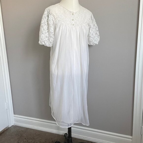 Vintage 60s White Double Layered Semi-Sheer Chiffon Robe Peignoir - M/L - Picture 1 of 12